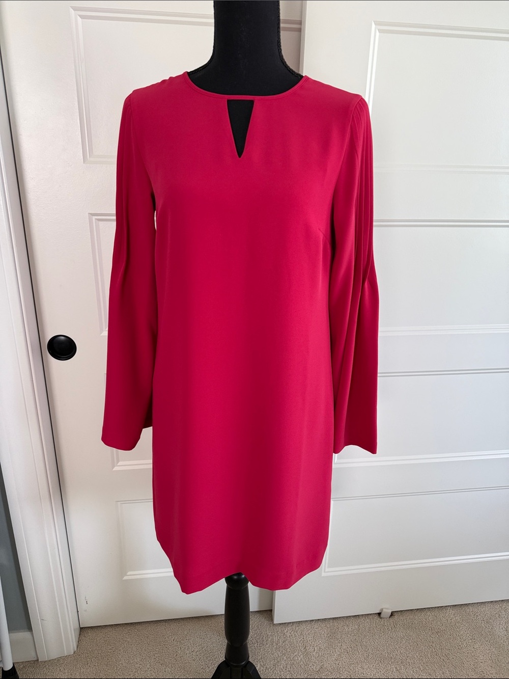 Ann Taylor Red Long Sleeve Shift Dress with Keyhole